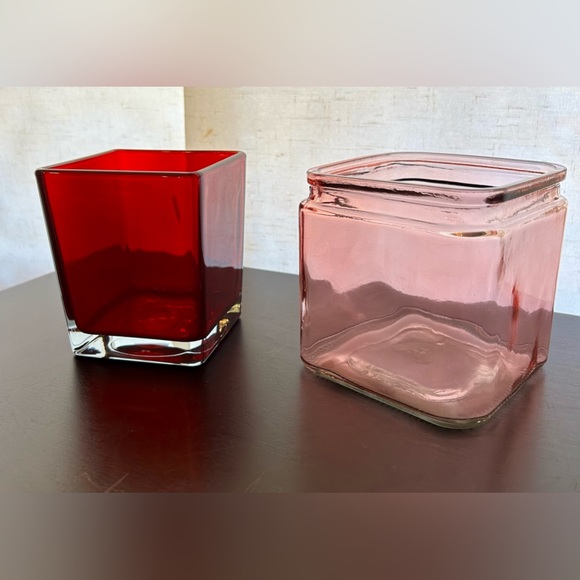 Two flower vases, containers and/or candle holders. - Picture 6 of 8